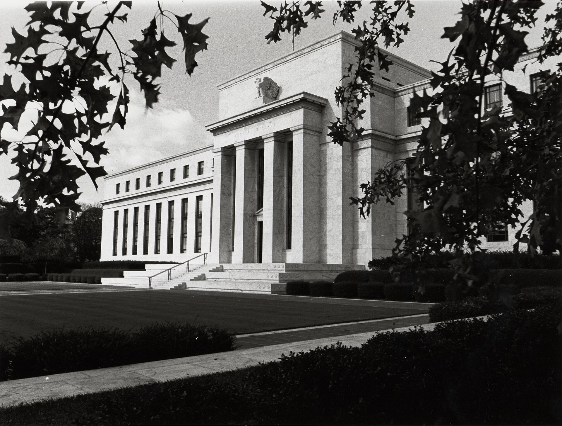The U.S. Starts Writing Stablecoin Rules: What the Fed's Proposal and Treasury's GENIUS Rule Change