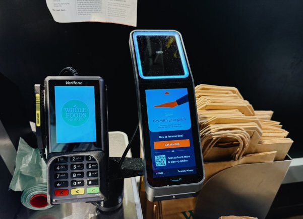 What Is a Stablecoin? Three Designs Under One Word, Three Different Risks.