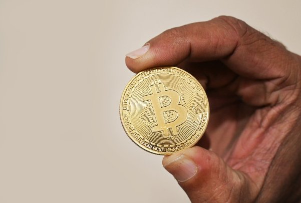 What Is OKX? A Derivatives Desk That Also Ships a Self-Custody Wallet.