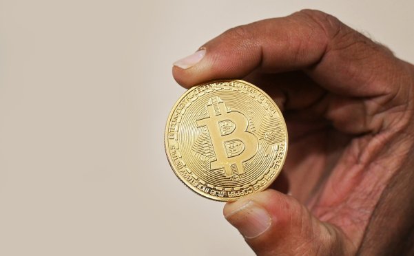 Bitcoin ETFs Took In $2.95 Billion in 30 Days — Even After the Clarity Act Failed